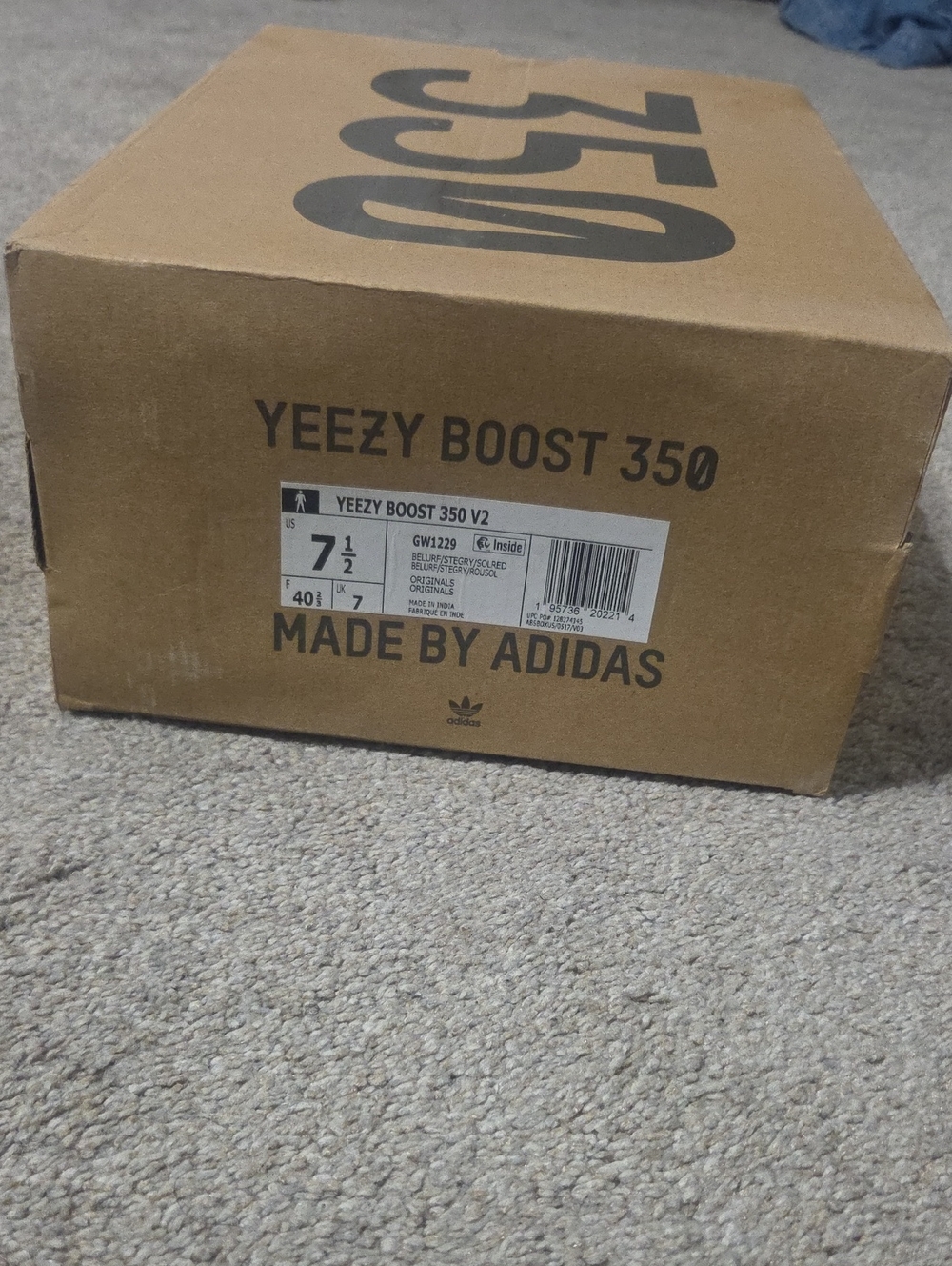 adidas Yeezy Boost 350 V2 Brown Cardboard Shoe Box